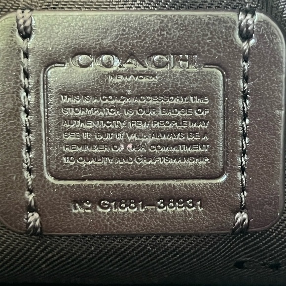 Coach Crystal Border Rivets Crossbody Clutch in Pebble Leather - Picture 11 of 14